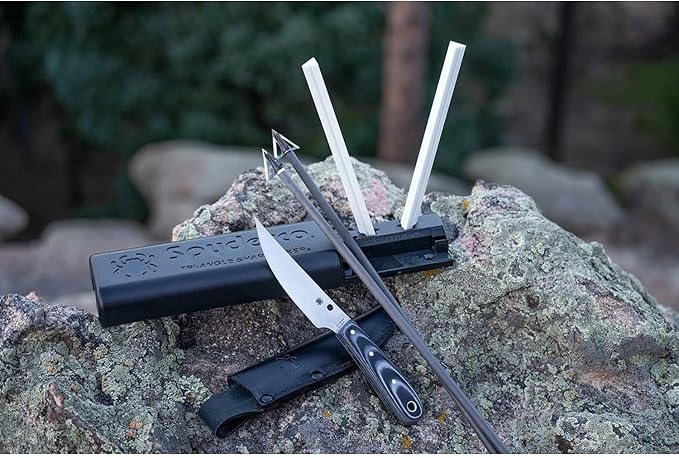 Spyderco Tri-Angle Sharpmaker Knife Sharpening Kit 204MF