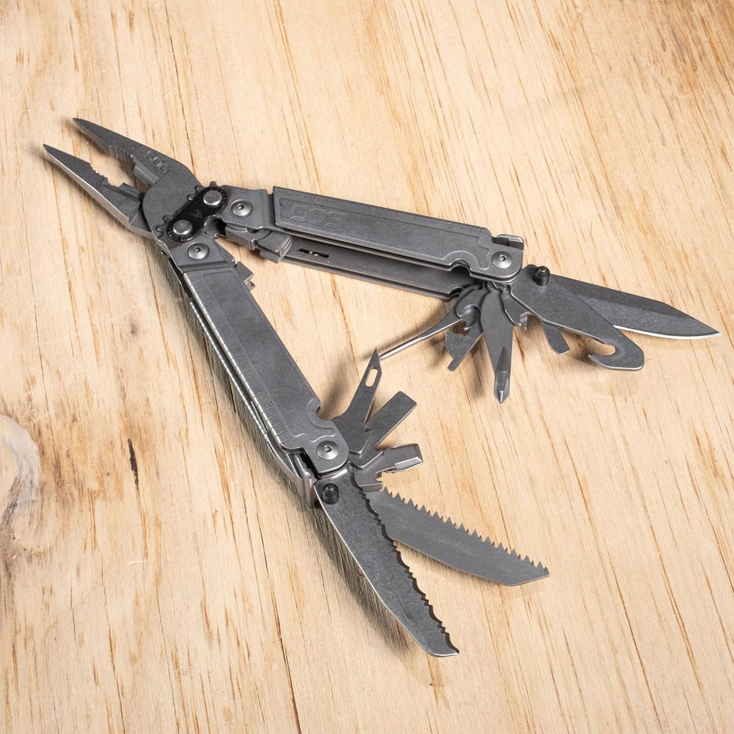 SOG PowerAccess Assist MT Mutli-Tool 21 Tool + 12 Piece Hex Bit Kit & Case Stonewashed Stainless Steel (PA3001-CP)