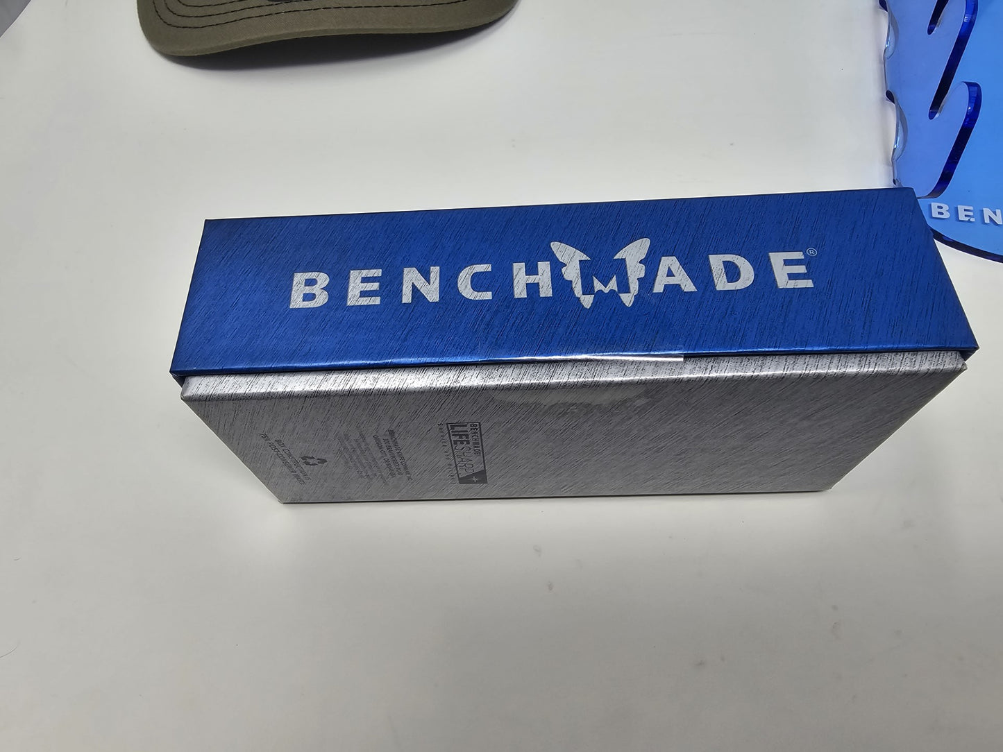 Benchmade 533-3 Mini Bugout CPM-S90V Blade Carbon Fiber Handle Folding Knife