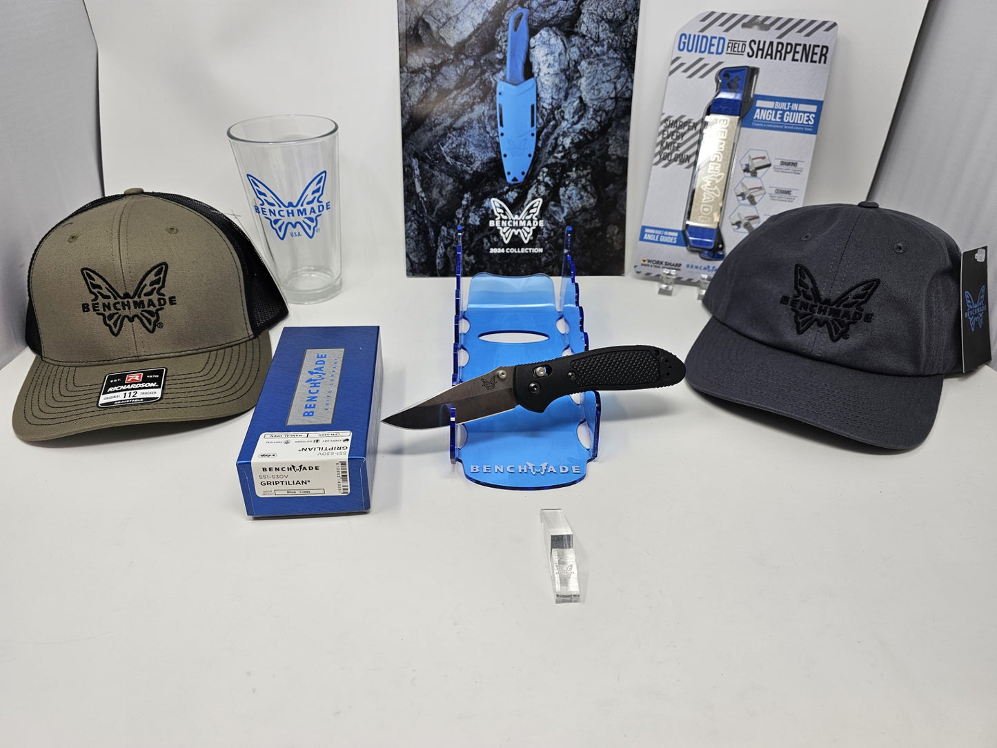 Benchmade 551-S30V Griptilian CPM-S30V Folding Blade Knife Axis Lock