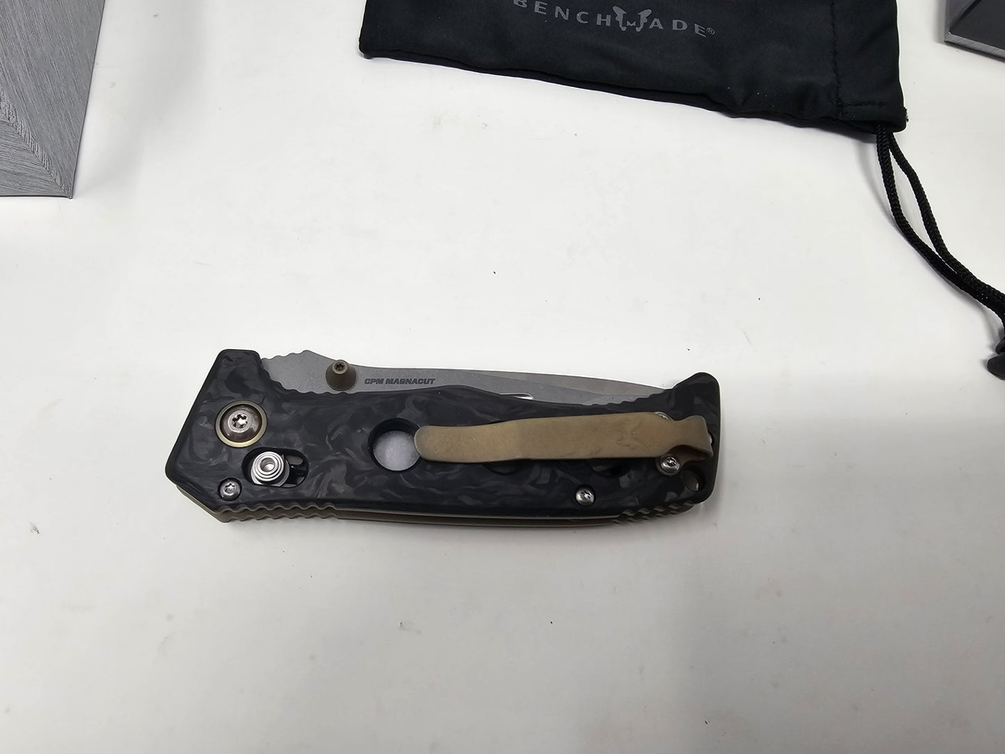 Benchmade 273-03 Mini Adamas Marbled Carbon Fiber Handle CPM-MagnaCut Blade