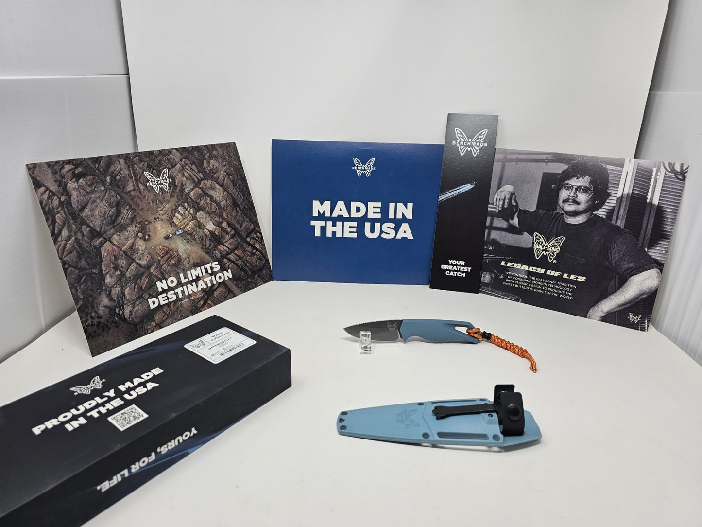 Benchmade 18050 Intersect CPM-MagnaCut Fixed Blade Depth Blue Santoprene Water Line