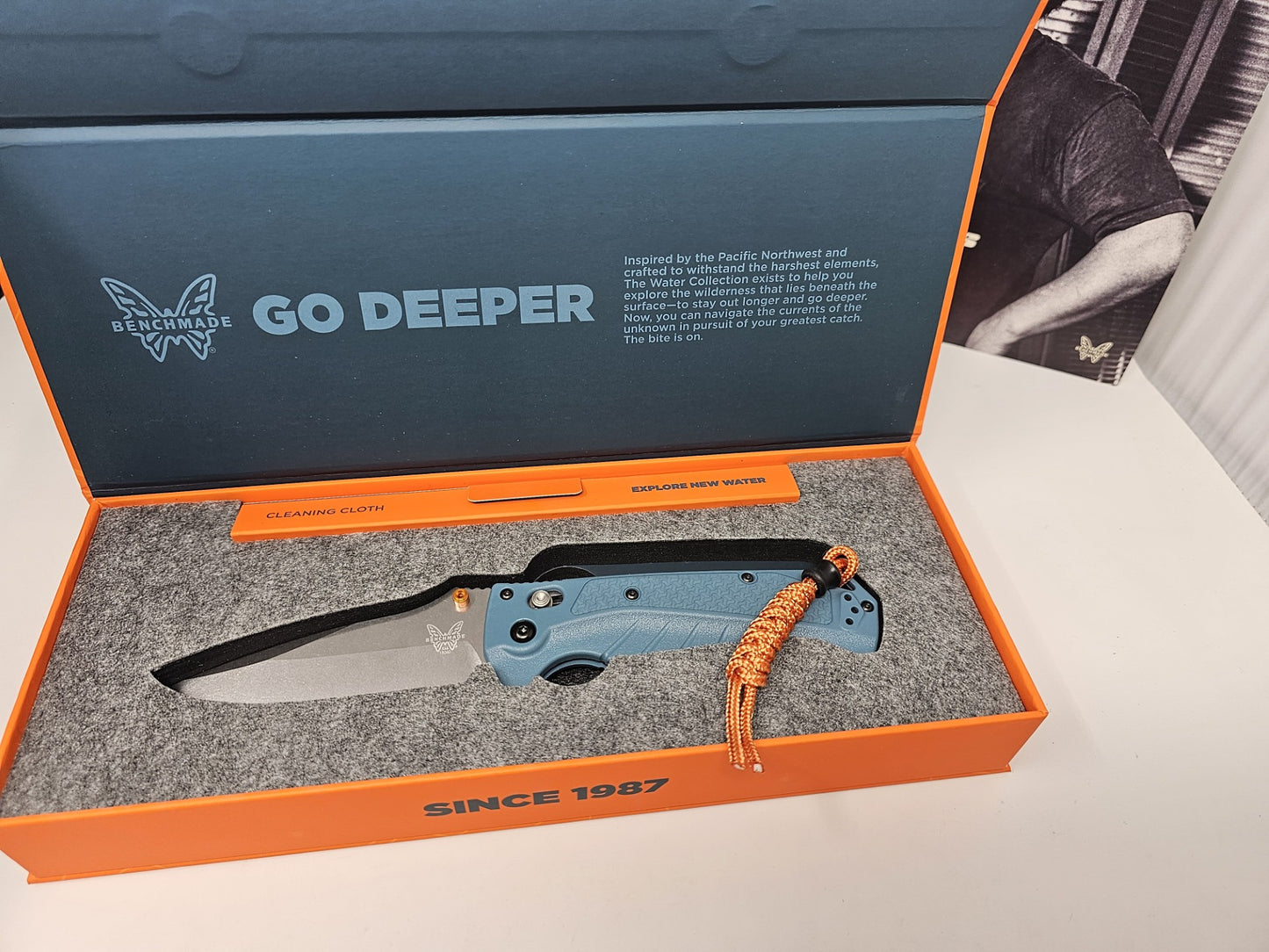 Benchmade 18060 Adira CPM-MagnaCut Folding Blade Depth Blue Grivory Handle Water Line