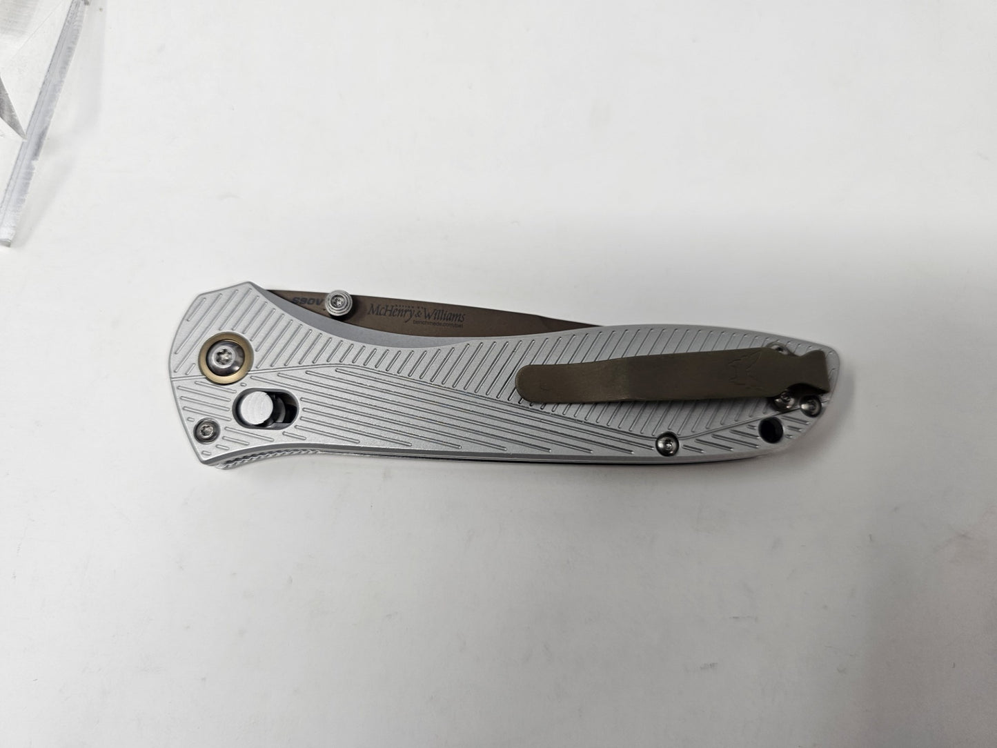 Benchmade 710FE-24 Seven Ten Gray 6061-T6 Aluminum Handle Recurve Drop-Point S90V Blade
