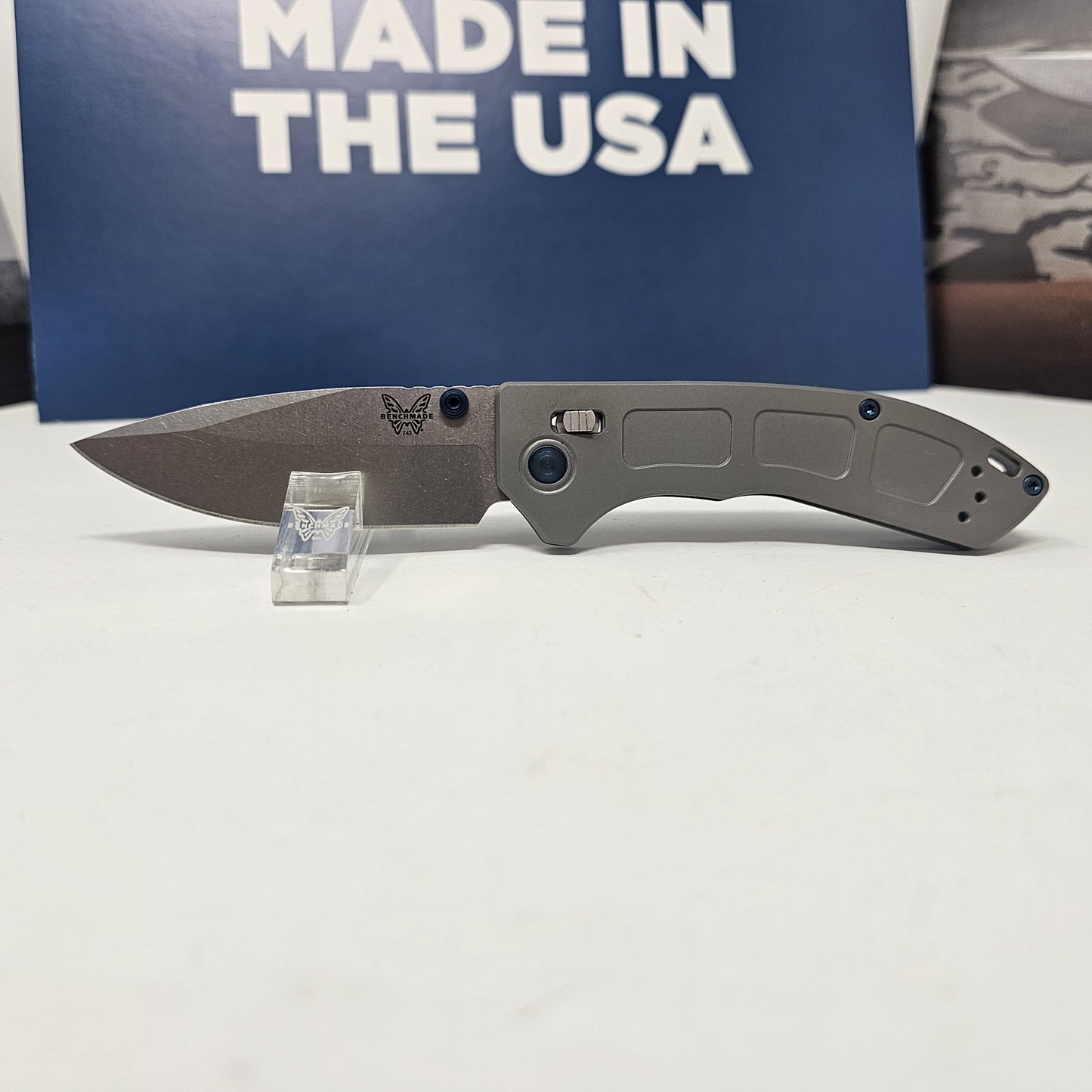Benchmade 743 Mini Narrows Gray 6AI-4V Titanium Handle CPM-20CV Blade Folding Knife