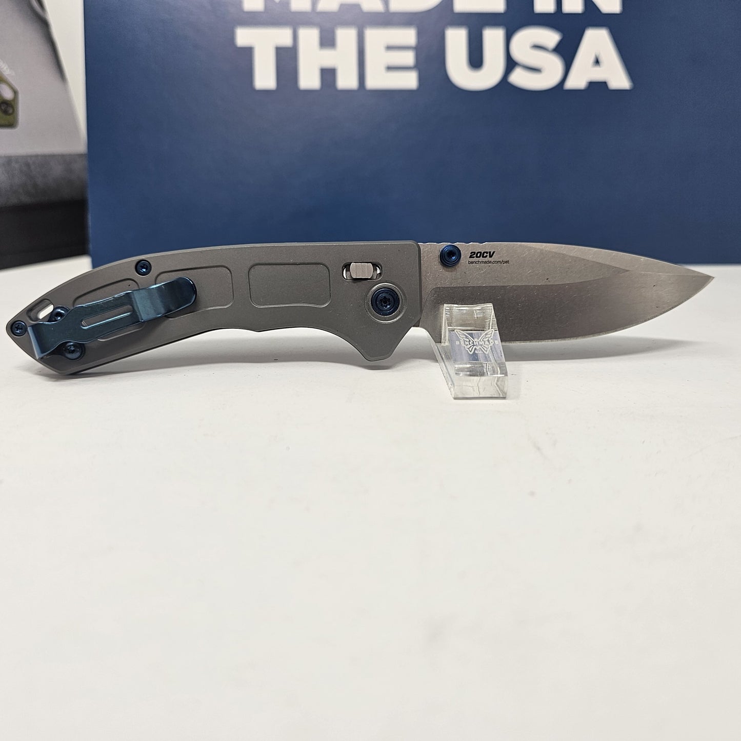 Benchmade 743 Mini Narrows Gray 6AI-4V Titanium Handle CPM-20CV Blade Folding Knife