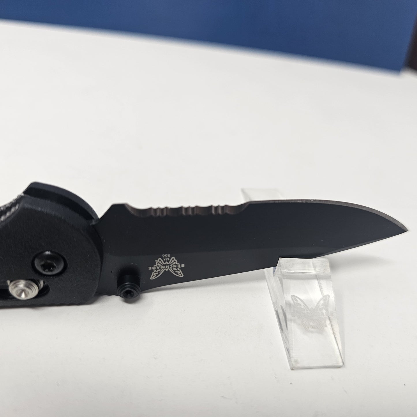 Benchmade 556SBK-S30V Mini Griptilian Serrated CPM-S30V Blade Folding Knife