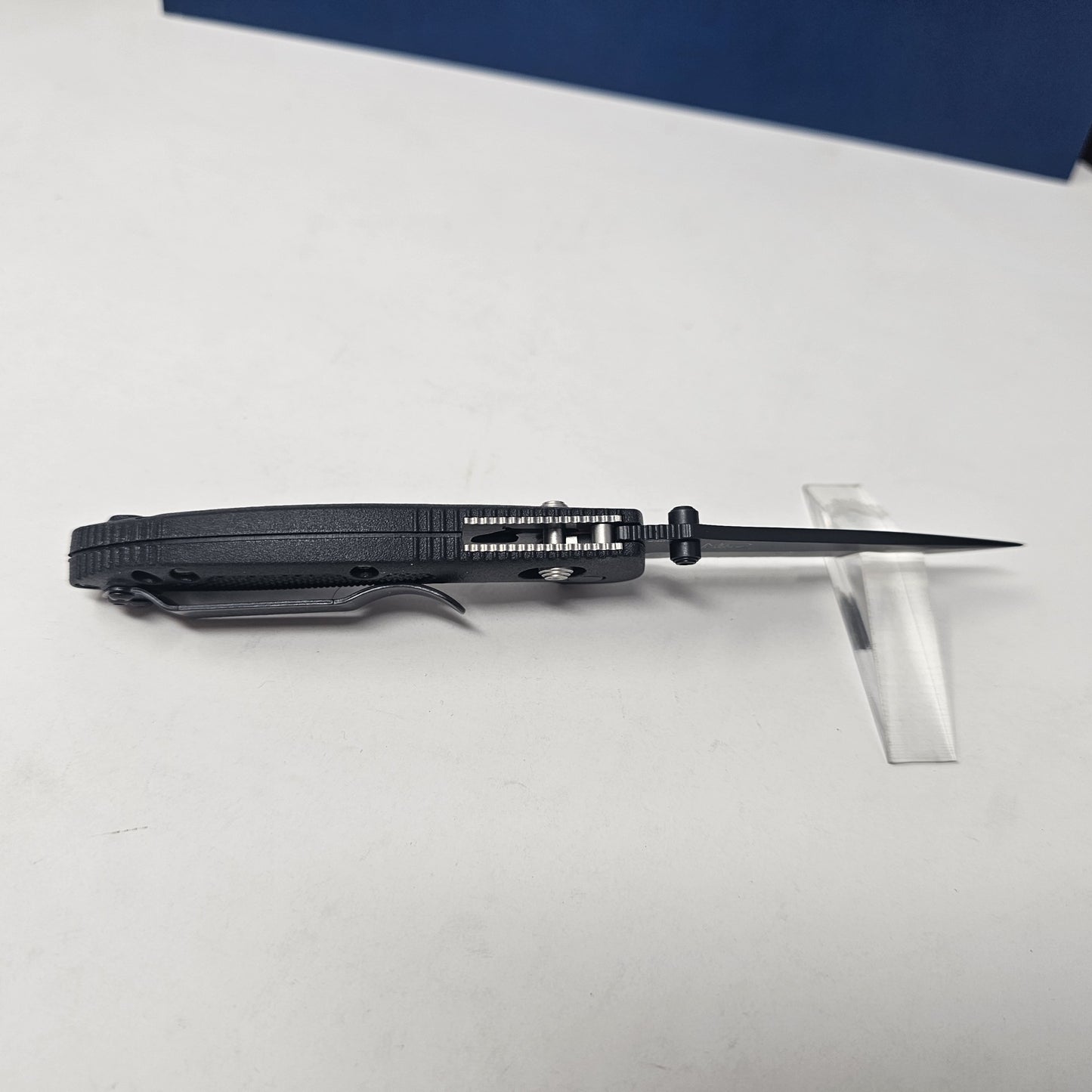 Benchmade 556SBK-S30V Mini Griptilian Serrated CPM-S30V Blade Folding Knife