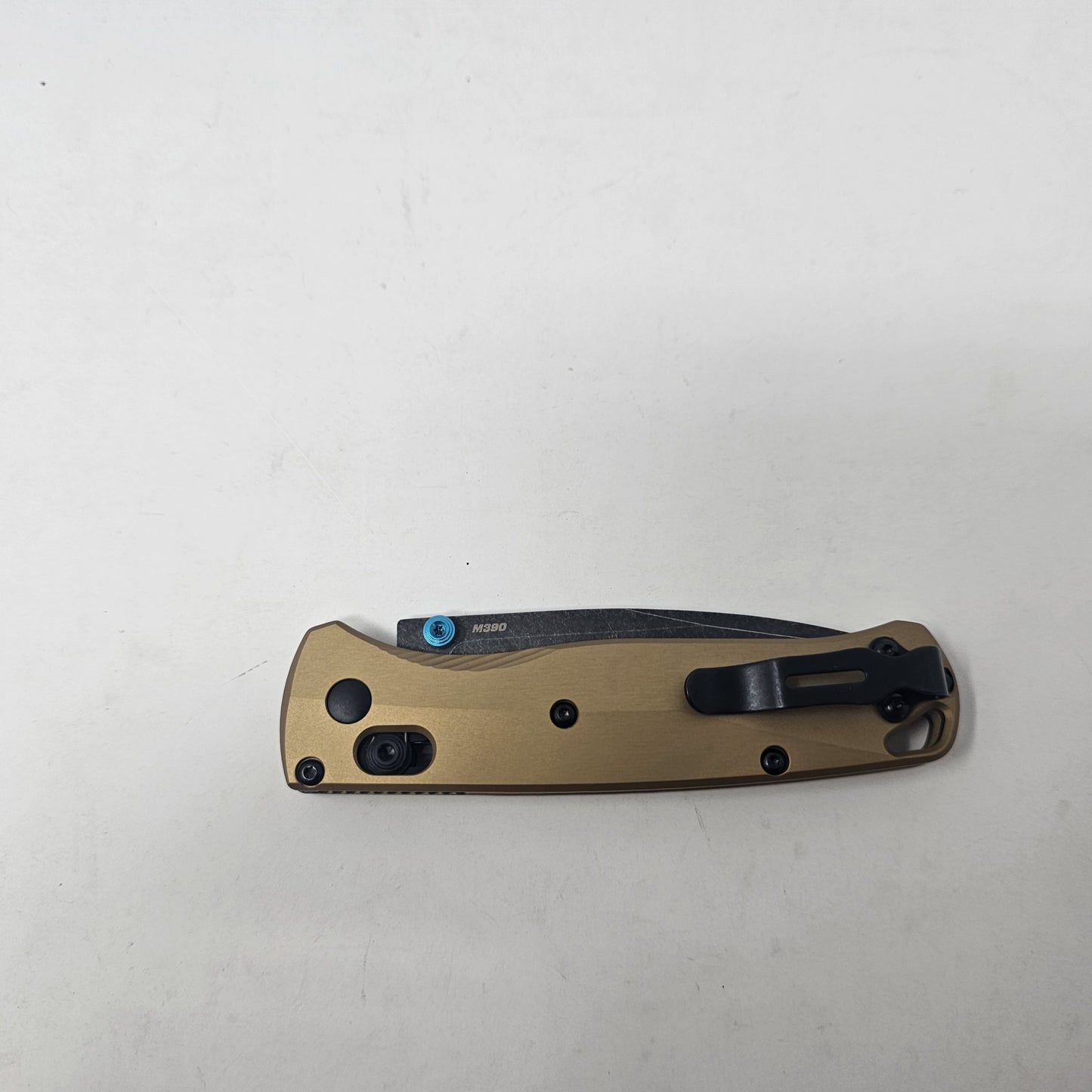 Benchmade 535BK-07 Bugout Burnt Brass 6061-T6 Aluminum Handle M390 Blade