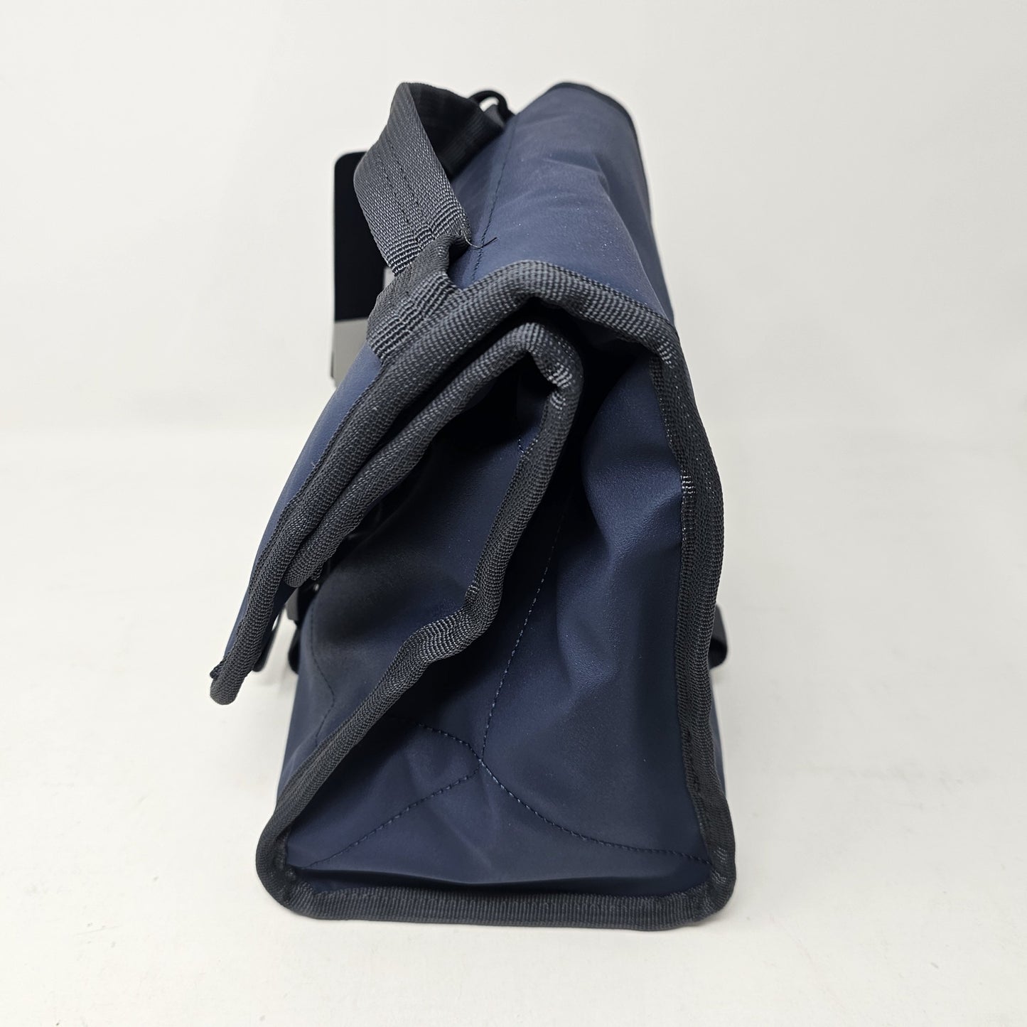 Yeti Daytrip Lunch Bag Navy Cooler