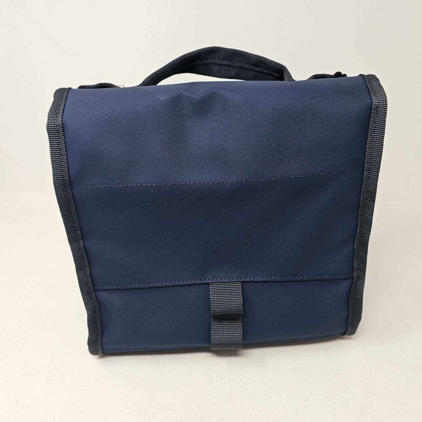 Yeti Daytrip Lunch Bag Navy Cooler