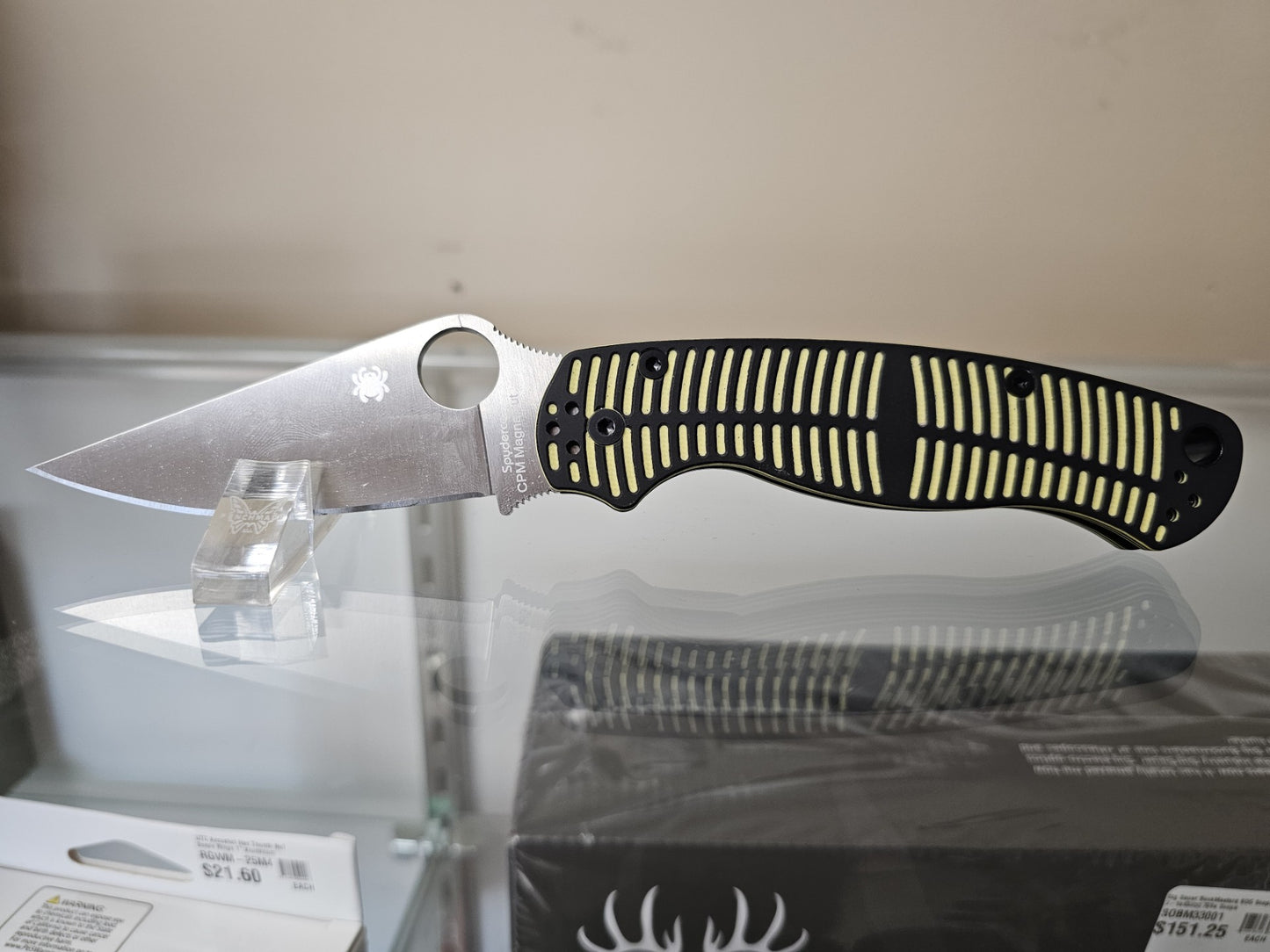 Spyderco Para Military 2 Salt CPM-MagnaCut Black/Yellow G10 Folding Knife C81GBKYLMCP2 USA Made Lifetime Warranty