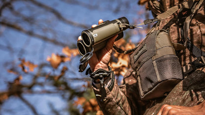 Bushnell R-Series R5 10 X 42mm Binoculars w/ Harness Neck Strap Covers & Lens Cloth Ranger Green R5-1042