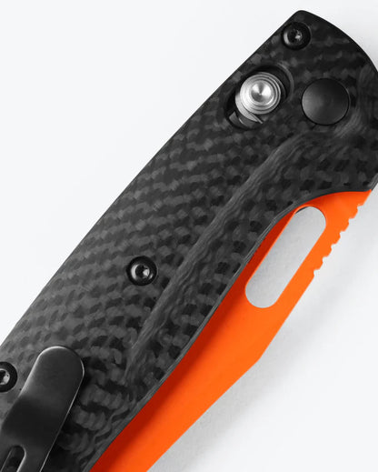 Benchmade 15533OR-01 Mini Taggedout Orange CPM-Magnacut Blade Carbon Fiber Handle Hunting Folder
