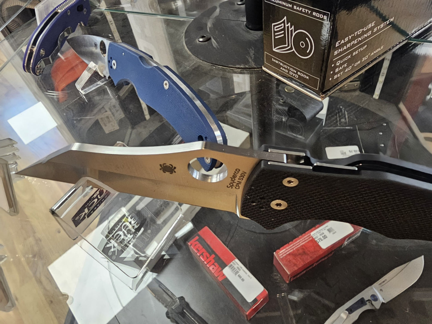 Spyderco YoJumbo CPM-S30V Blade Black G10 Handle Folding Knife C253GP USA Made Lifetime Warranty