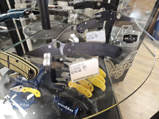 Spyderco Para Military 2 Salt CPM-MagnaCut Black G10 Folding Knife C81GMCBKP2 USA Made Lifetime Warranty